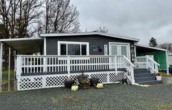 122 Parkdale Circle, Grants Pass, OR 97527
