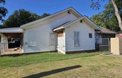 113 S AVENUE D, Burkburnett, TX 76354