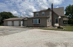 1994 Ladue Road, Jacksonville, IL 62650-6454