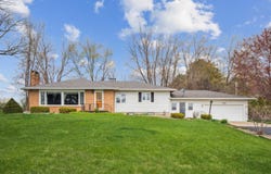 9902 University Avenue, Cedar Falls, IA 50613