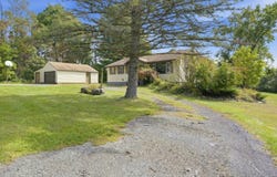 9 Broad St, Broadalbin, NY 12025