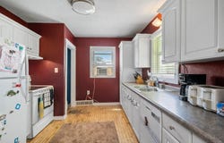 829 6TH Street, MENASHA, WI 54952-2809