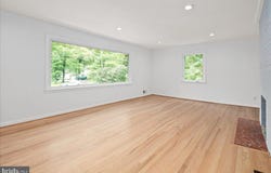 9026 MCNAIR DR, ALEXANDRIA, VA 22309