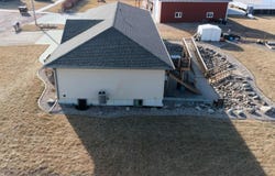 700 E State St E, Plankinton, SD 57368