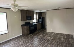 2476 Steele Ct, Decatur, IL 62526