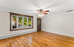 12 Oak Ter, Bellingham, MA 02019