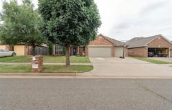8809 NW 114th Circle, Oklahoma City, OK 73162