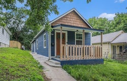 815 Pawnee Street, Leavenworth, KS 66048