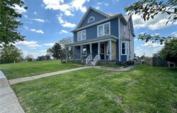166 S Ohio Street, Cadiz, OH 43907