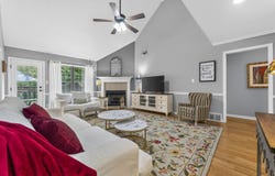 7979 JILLS CREEK Dr, Bartlett, TN 38133