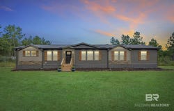 26641 Linholm Road, Robertsdale, AL 36567