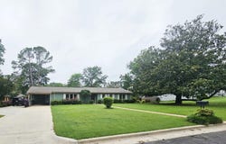 2321 SE Springdale Road, Decatur, AL 35601