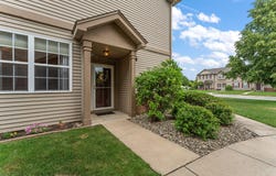 1193 Poppyfield Place, Schererville, IN 46375