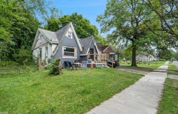 15716 Braile, Detroit, MI 48223