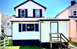 105 Ludwig St, Manorville Boro, PA 16236