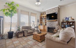 609 South Drive, Springtown, TX 76082