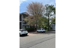96 Fisher Dr, Franklin Twp., NJ 08823-1350