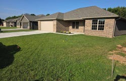 1675 Ridgemont Avenue, Monett, MO 65708