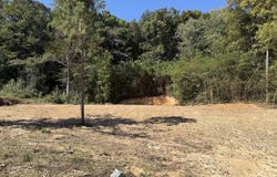1739 NW Thomas Road, DALTON, GA 30721