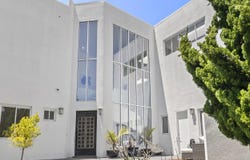 25 Green Turtle Rd, Coronado, CA 92118