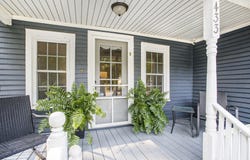 433 W Bridge Street, Plainwell, MI 49080