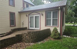 442 Cleveland Avenue W, Winnebago, MN 56098