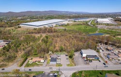 900 Oak Street, Pittston, PA 18640