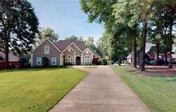 8775 Dawes Lake Road N, Mobile, AL 36619
