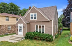 8609 W Lincoln Ave, West Allis, WI 53227