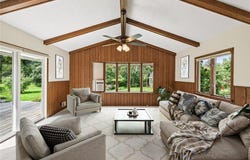 359 County Road B W, Roseville, MN 55113