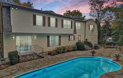 9 Melissa Lane, Prospect, CT 06712