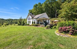 658 Pleasant Grove Church Road, Hendersonville, NC 28739