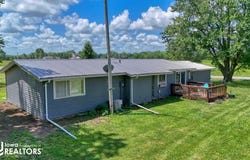 21286 240th AVE, Centerville, IA 52544