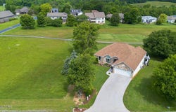 407 Kahite Tr, Vonore, TN 37885