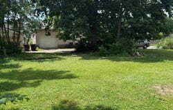 802 E VIRGINIA Avenue, Peoria, IL 61603