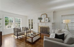 5427 Central Street, Kansas City, MO 64112