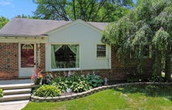29687 Westfield Street, Livonia, MI 48150