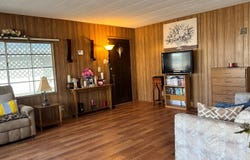 455 E. 7th Street, San Jacinto, CA 92583