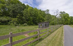 382 Bearclaw Ln, Lewisburg, WV 24901