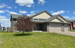 1511 Otter Way, New Richmond, WI 54017