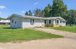 8707-8713 Riverside Road, Darlington, WI 53530