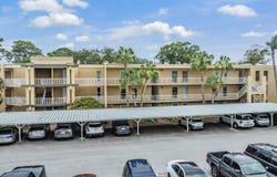 225 COUNTRY CLUB DRIVE, LARGO, FL 33771