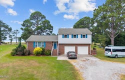 5302 Bogue Drive, Oriental, NC 28571