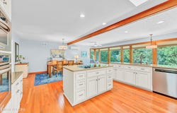 127 Newhaven Rd, Oak Ridge, TN 37830