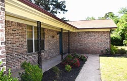 120 Donniebrook, PALESTINE, TX 75803