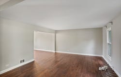 545 Ridgefield Drive, Roselle, IL 60172