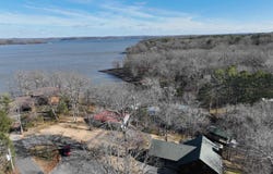 134 Kit Carson Ln, Benton, KY 42025