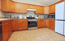 202 Brookside Drive, Cape Girardeau, MO 63701