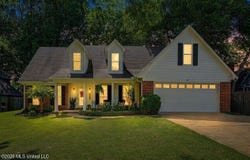 5947 W White Ridge Circle, Olive Branch, MS 38654