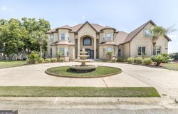 203 Chalet, Centerville, GA 31028